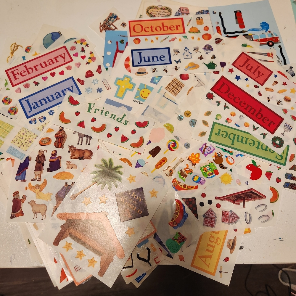 3/20$ 19 Pages Of Vintage Scrapbooking sticker bundle